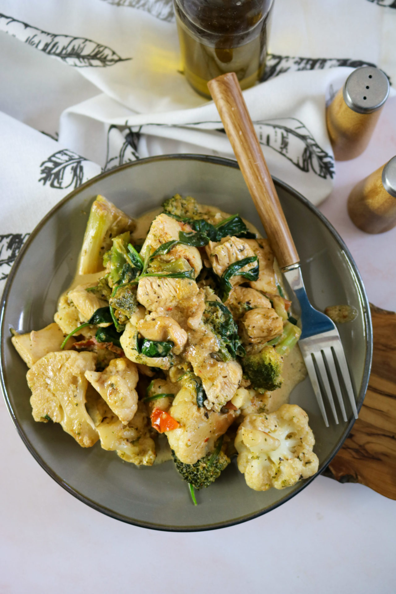 Keto Garlic Chicken With Broccoli, Cauliflower, and Spinach Stir Fry
