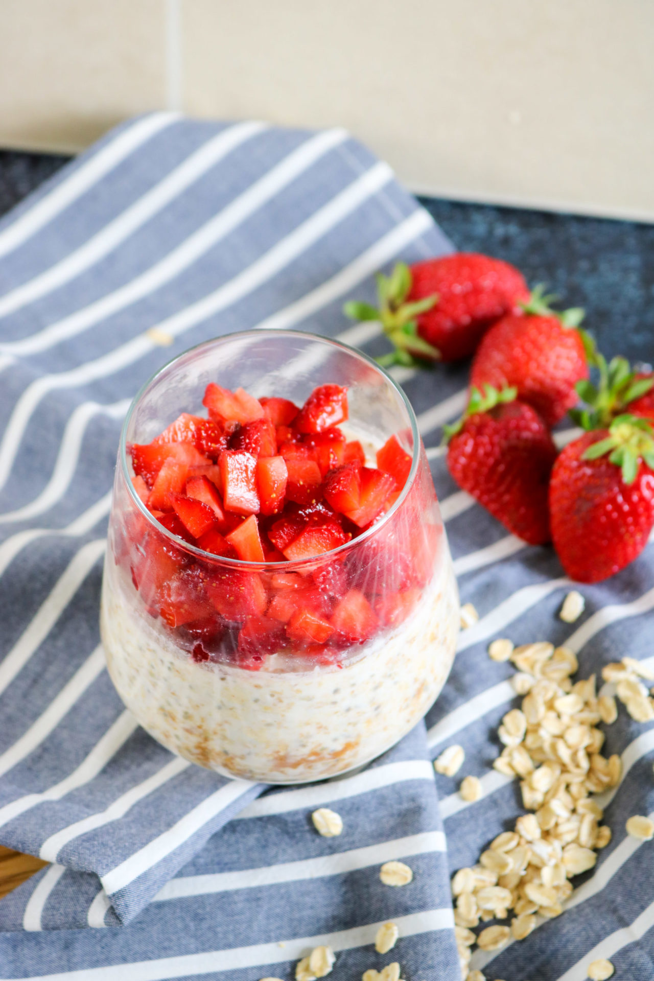Healthy & Delicious Overnight Oats With Almond Milk, Chia Seeds